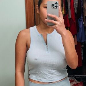 Super soft and stretchy,excellent condition can fit XS to S